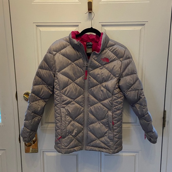 GIRLS NORTH FACE Aconcagua Puffer Jacket - Picture 2 of 13